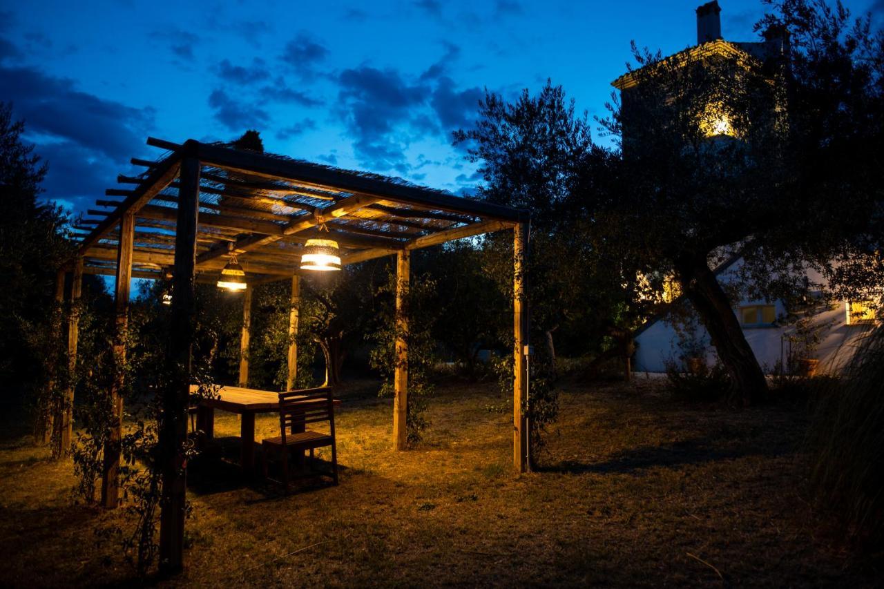 Casale Delle Lavande Чита' Сант'Анджело Екстериор снимка